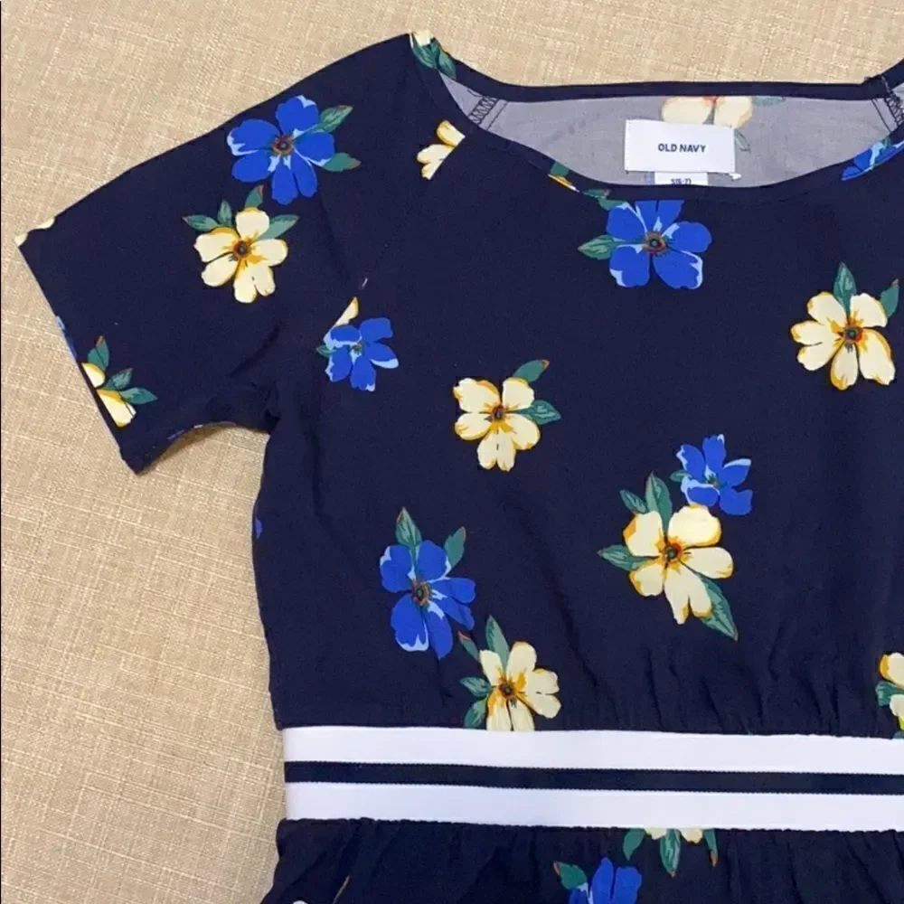 NWT New OLD NAVY Navy Blue Floral Summer Dress Fit & Flare S (6-7)